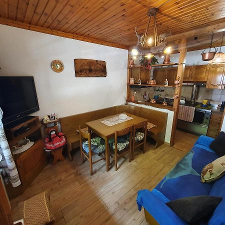 Spazioso Appartamento Nel Cuore Delle Dolomiti Presenaio Exterior foto